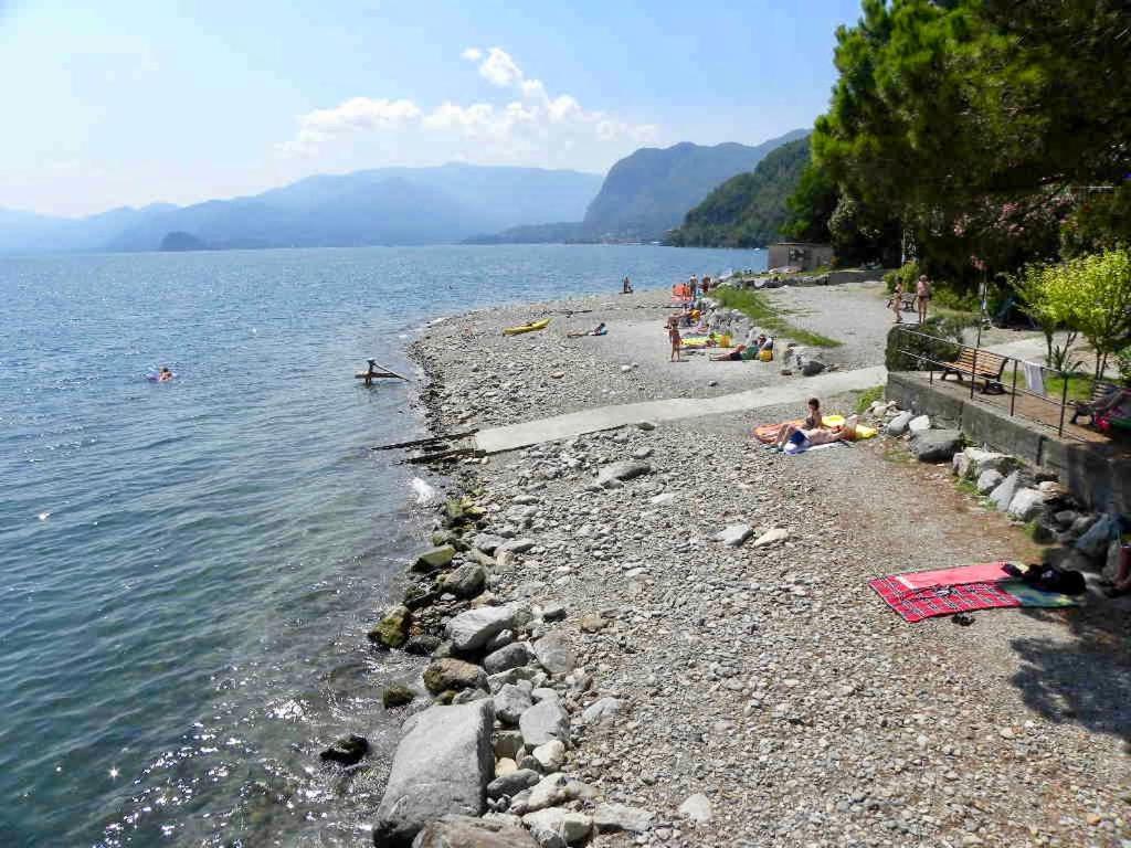 Lake View Apartments Acquaseria Bagian luar foto