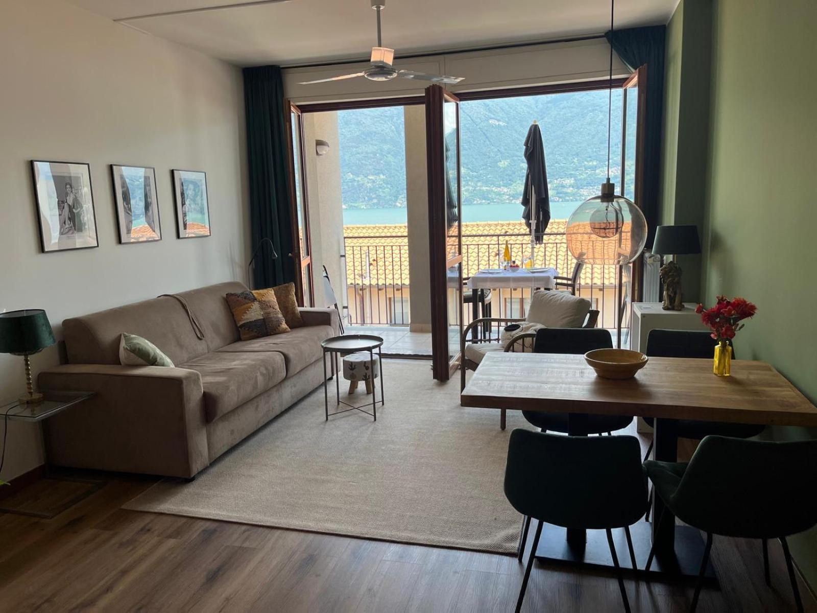 Lake View Apartments Acquaseria Bagian luar foto
