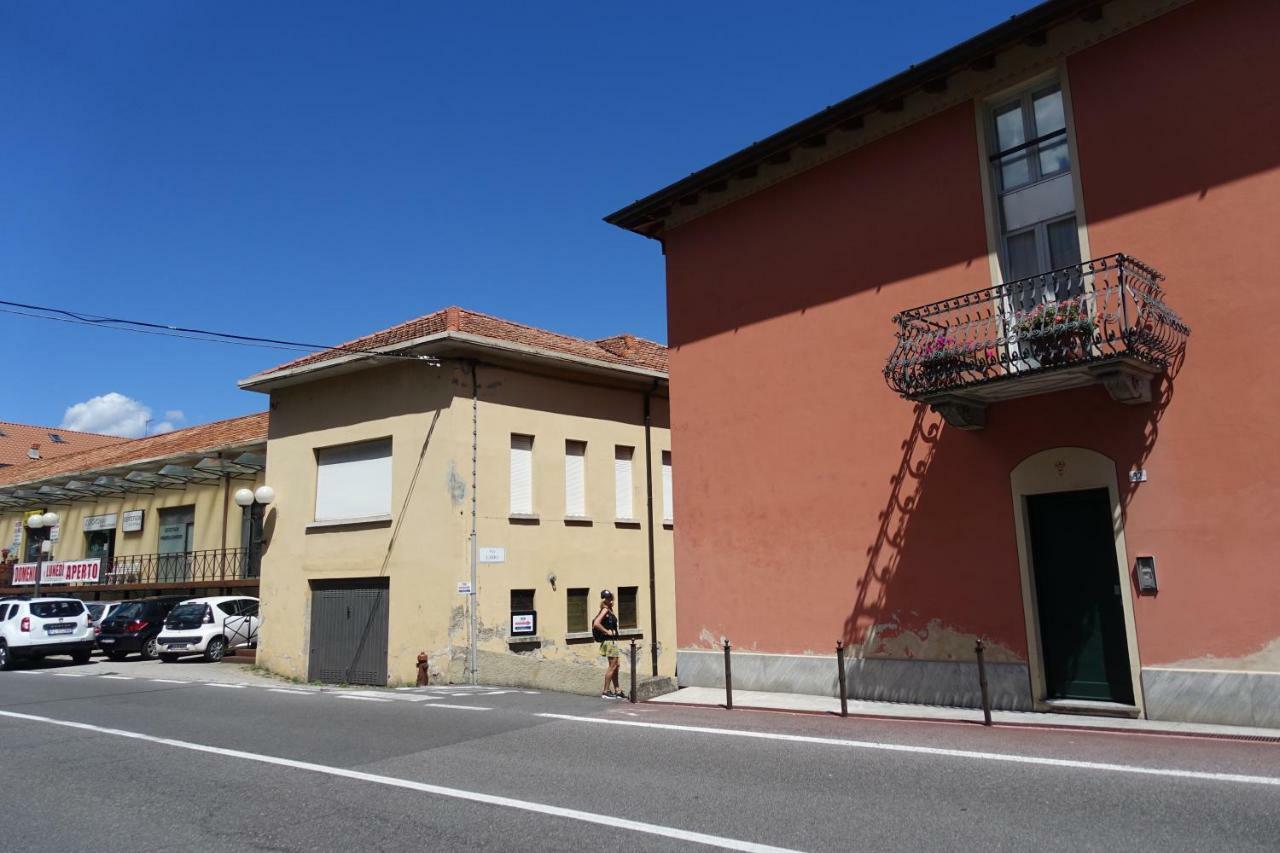 Lake View Apartments Acquaseria Bagian luar foto