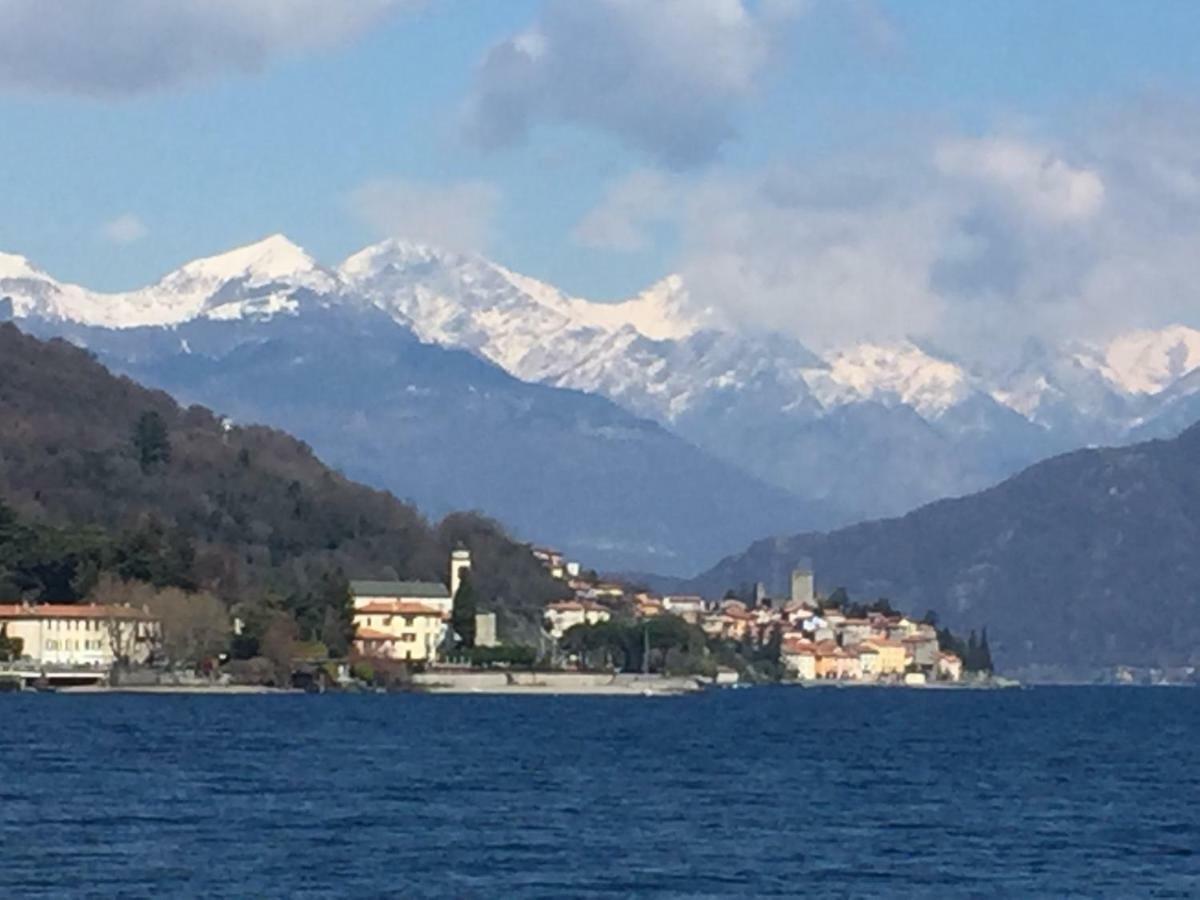 Lake View Apartments Acquaseria Bagian luar foto